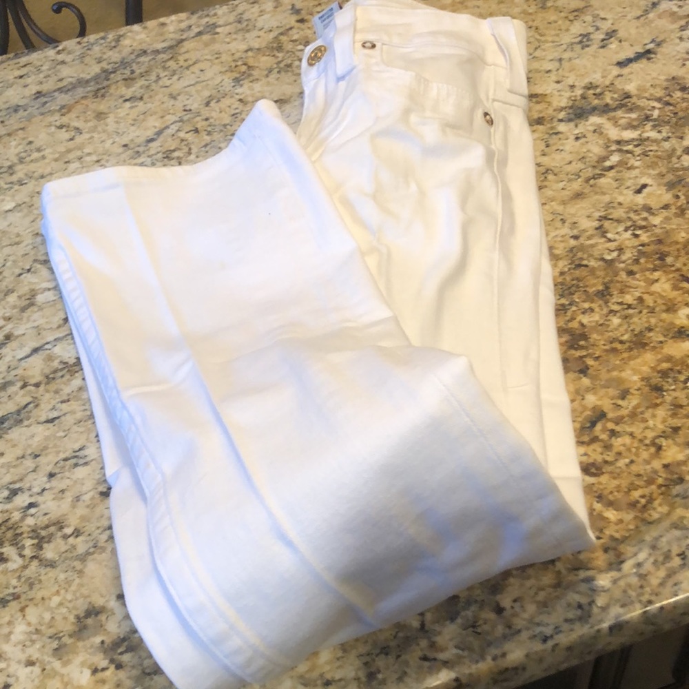 True Religion white Becky jeans! Size 27! Brand new no tags never worn! - Picture 8 of 8